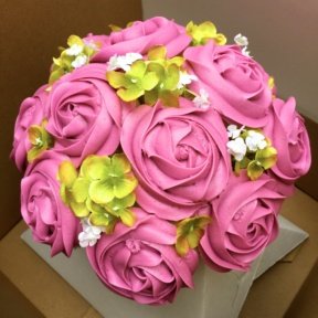 Gluten-free flower cupcakes from Baked Bouquet